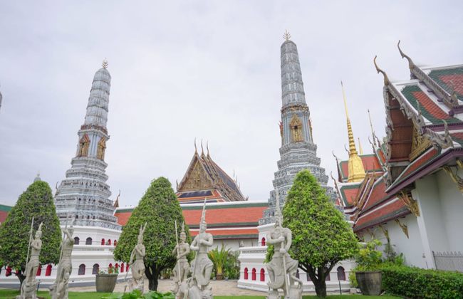 Culture, Cuisine, and Color: Wat Pho, Wat Arun and Flower Market - Half-Day Tour - Foto 2